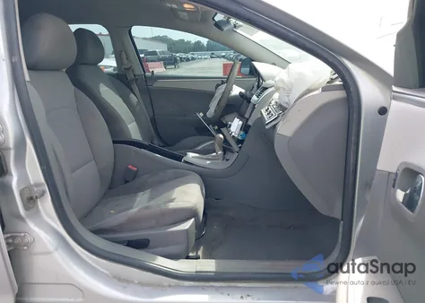 2010 Chevrolet Malibu Ls from USA, damaged, VIN 1G1ZA5E09AF278431